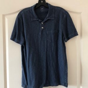 Gap polo t-shirt